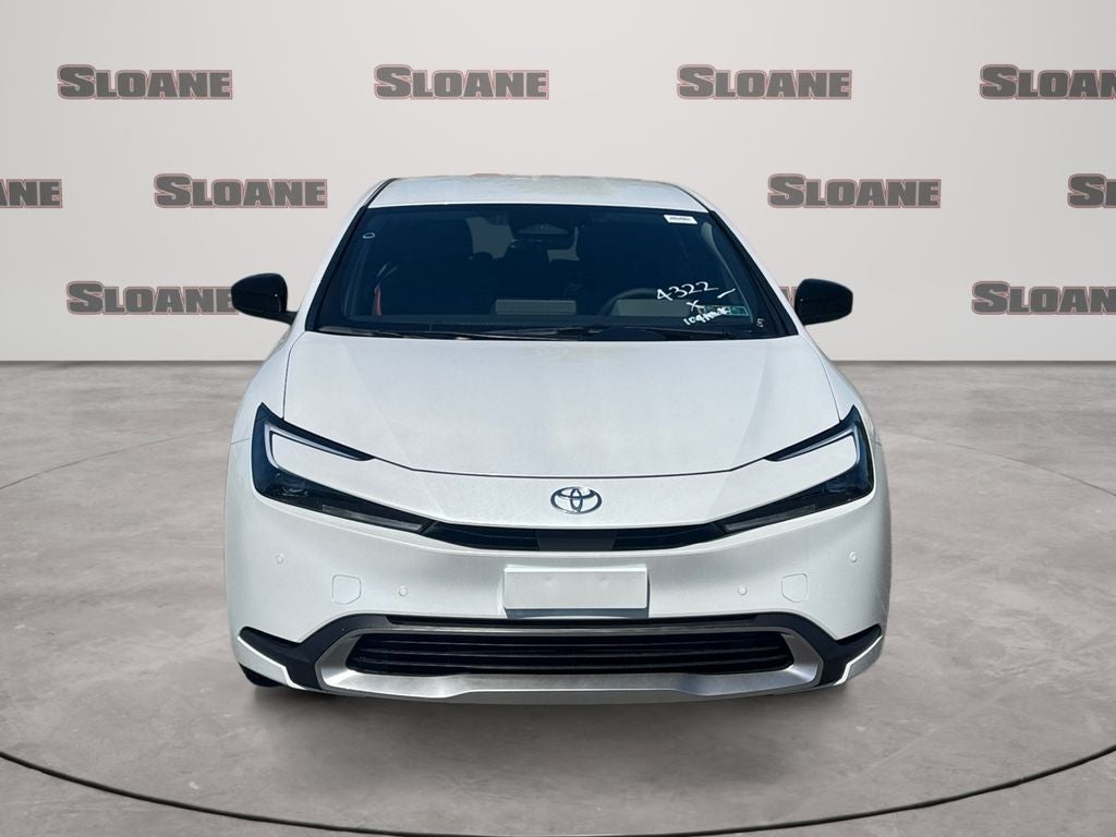 2026 Toyota Prius Plug-in Hybrid SE