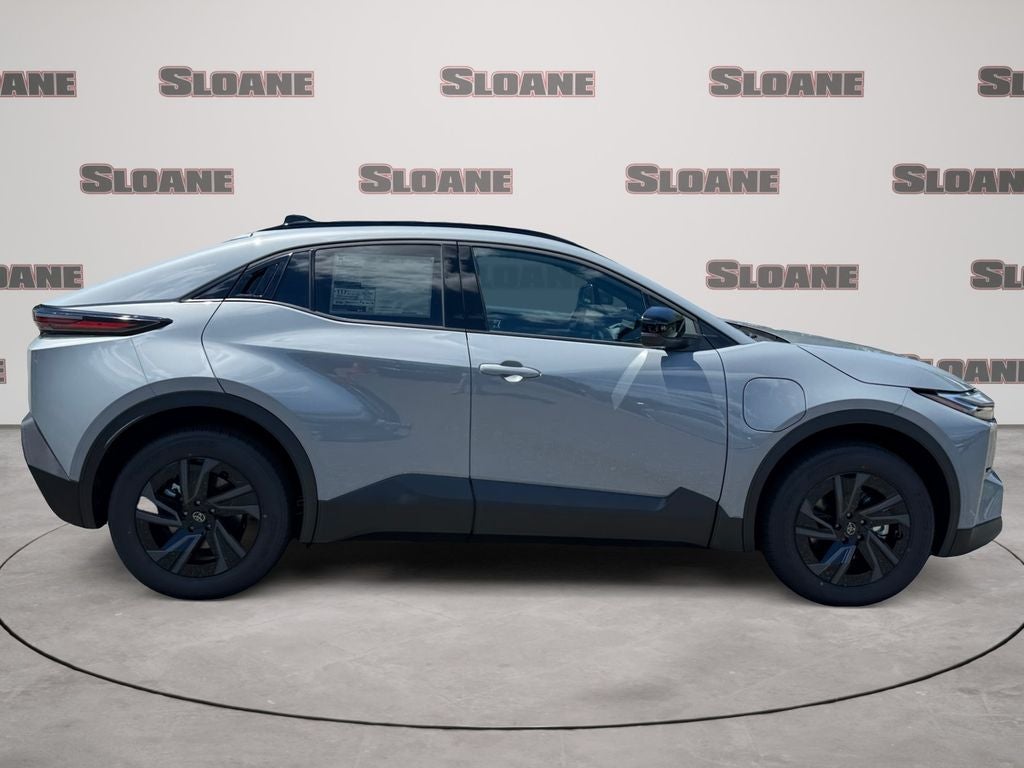 2026 Toyota C-HR SE