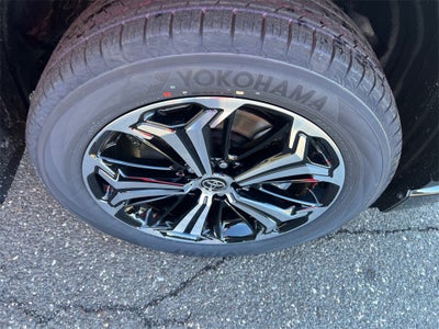 2025 Toyota RAV4 Plug-in Hybrid XSE