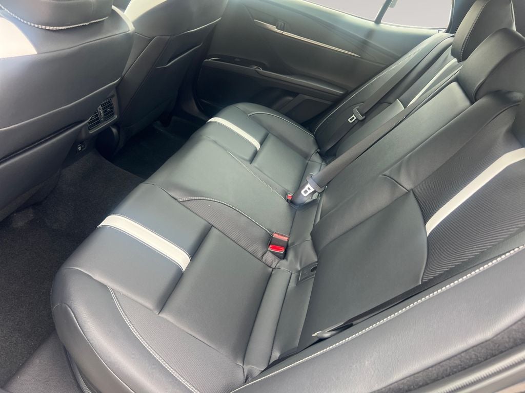 2026 Toyota Camry SE AWD