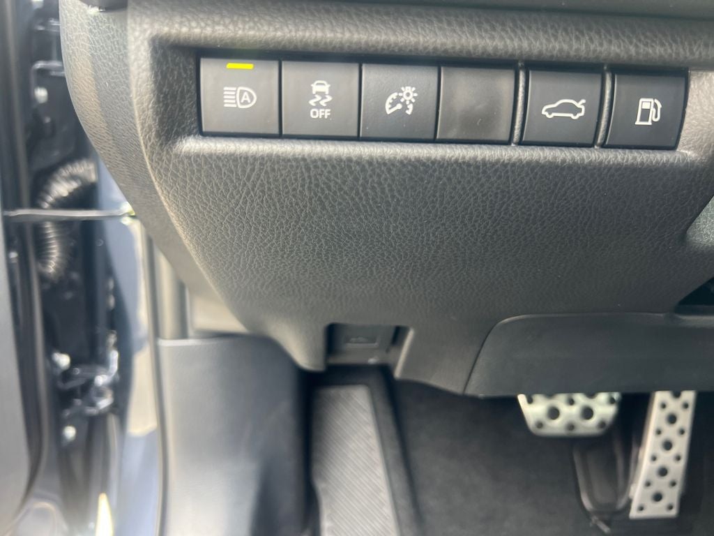 2026 Toyota Camry SE AWD