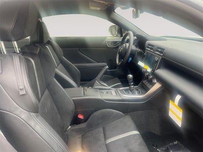 2026 Toyota GR86 Premium MT