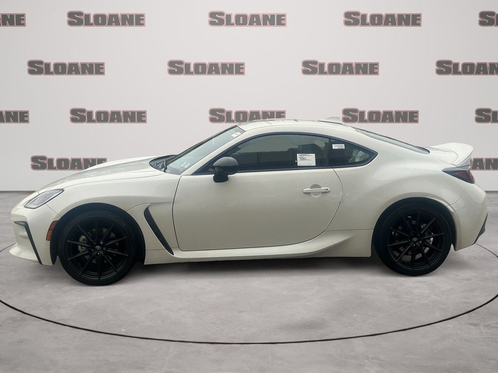 2026 Toyota GR86 Premium MT