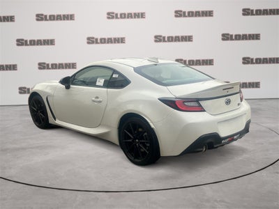 2026 Toyota GR86 Premium MT