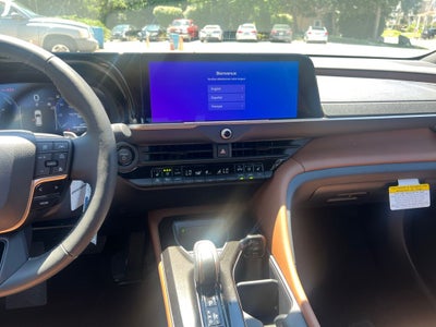 2026 Toyota Toyota Crown Signia XLE