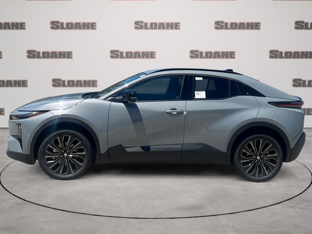 2026 Toyota C-HR XSE
