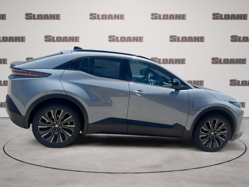 2026 Toyota C-HR XSE