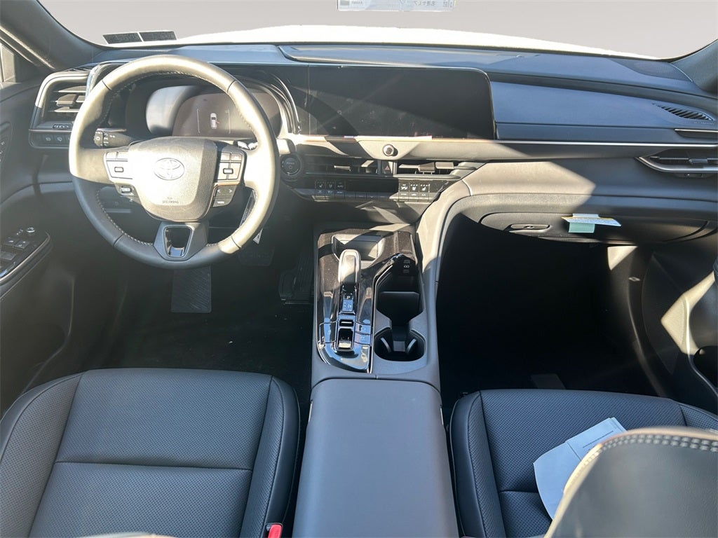 2025 Toyota Toyota Crown Signia XLE