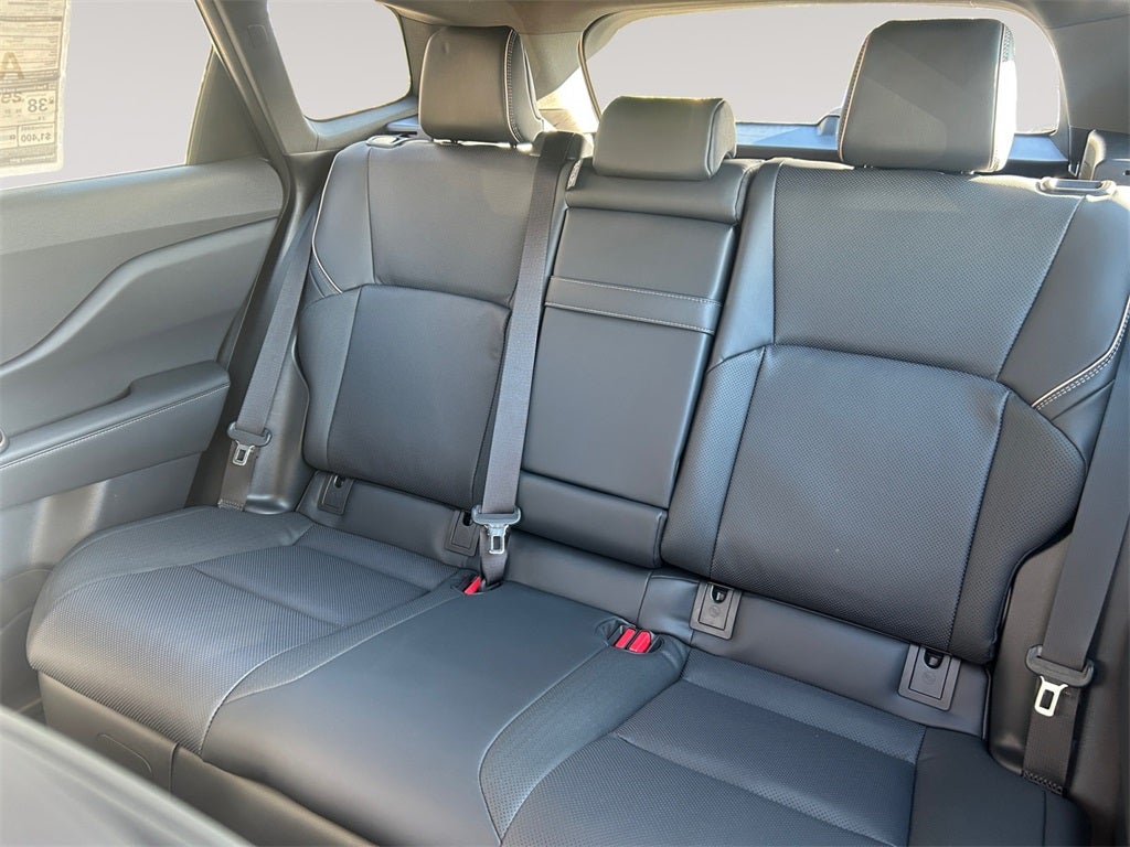 2025 Toyota Toyota Crown Signia XLE