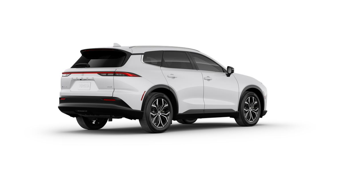 2025 Toyota Toyota Crown Signia XLE