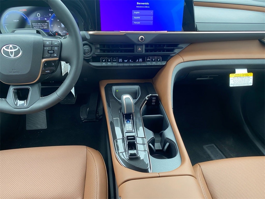 2025 Toyota Toyota Crown Signia Limited