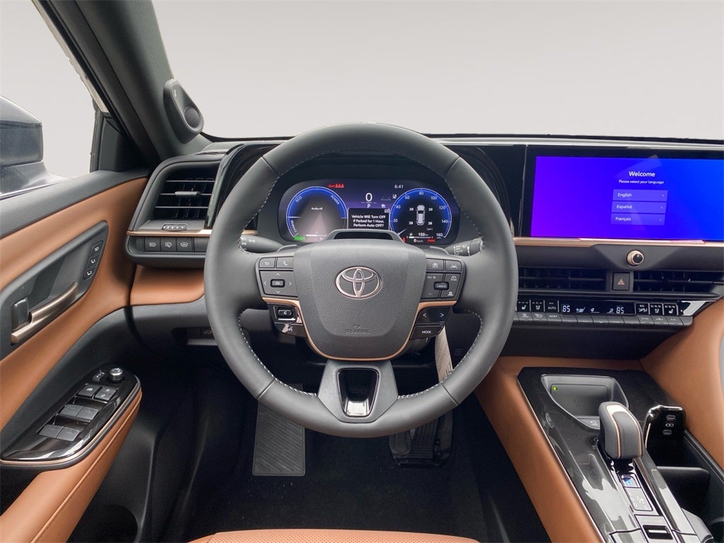 2025 Toyota Toyota Crown Signia Limited