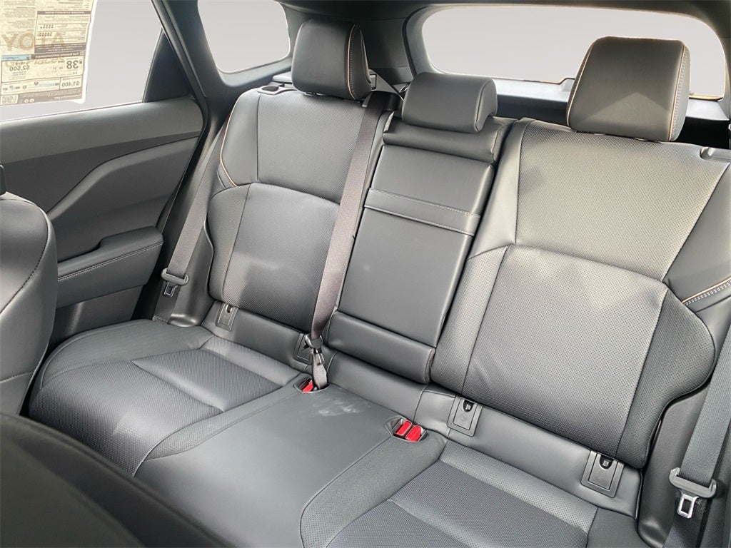 2025 Toyota Toyota Crown Signia XLE