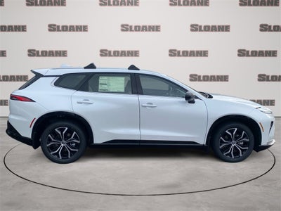 2025 Toyota Toyota Crown Signia XLE