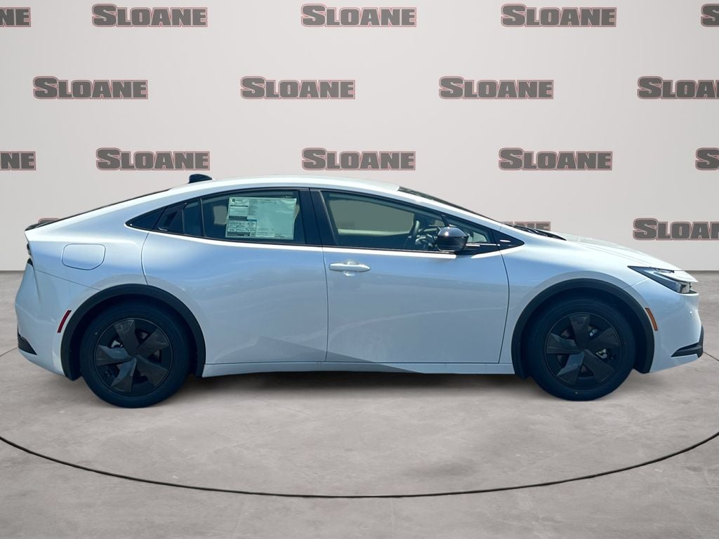 2026 Toyota Prius Plug-in Hybrid SE