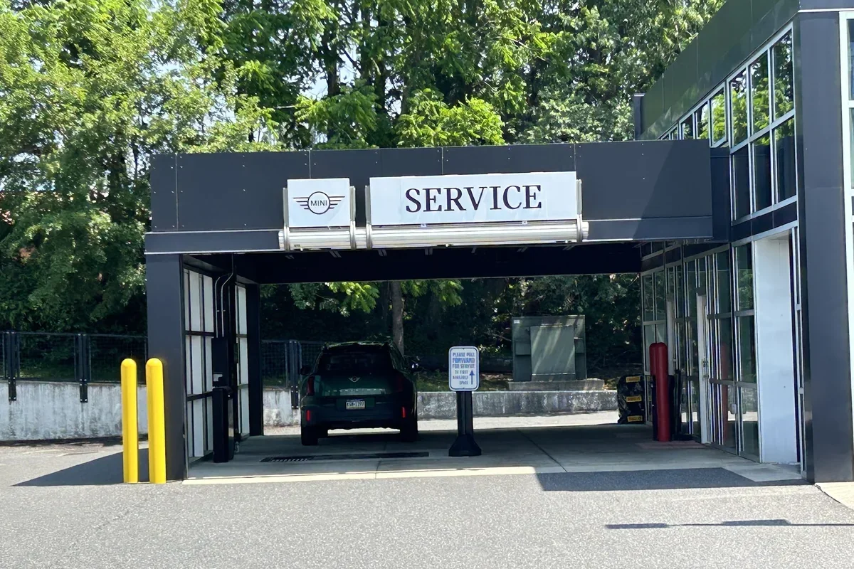 MINI of Allentown service center